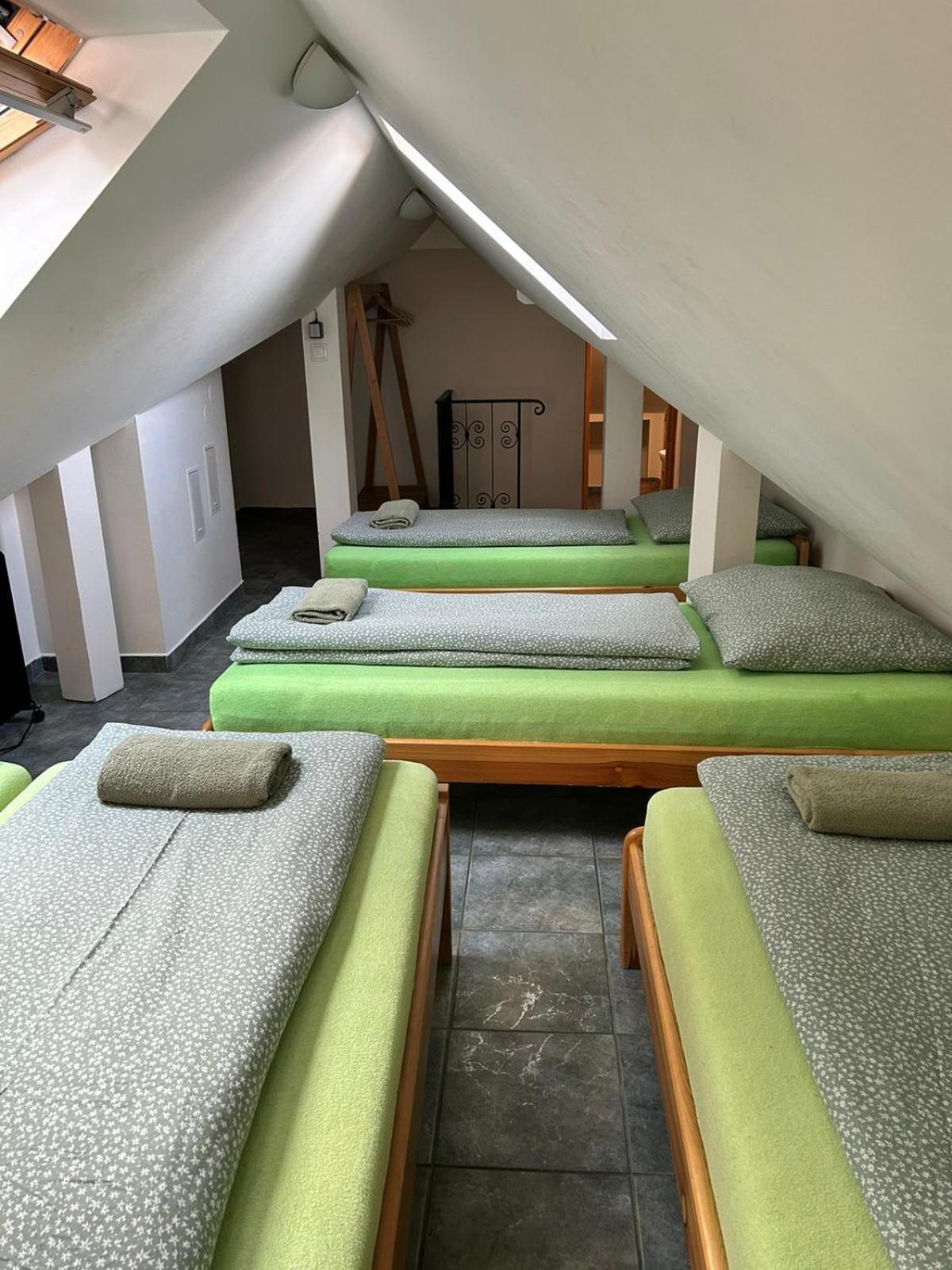 Appartement Zmrzlinovy Domecek à Mikulov Extérieur photo