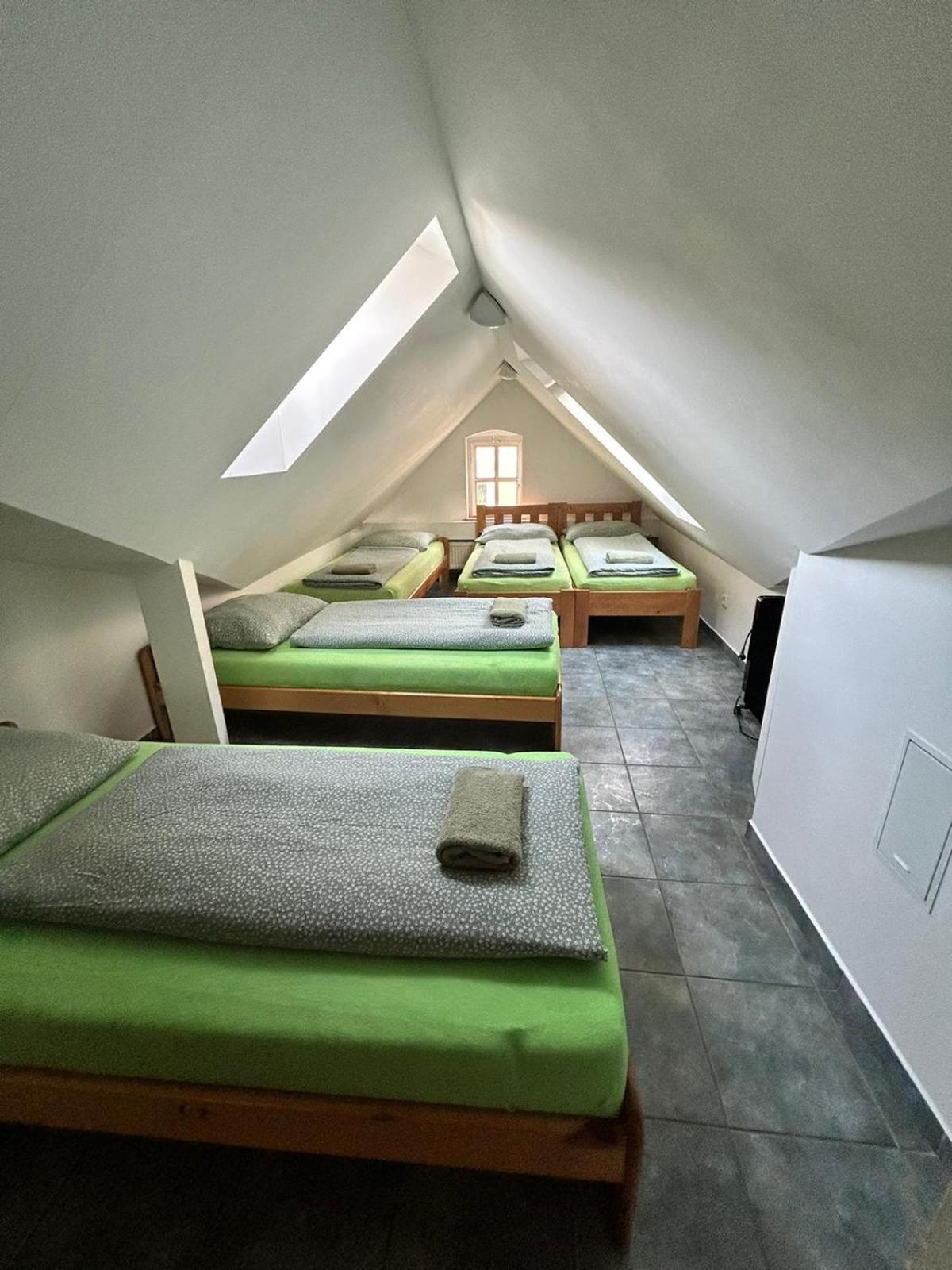 Appartement Zmrzlinovy Domecek à Mikulov Extérieur photo