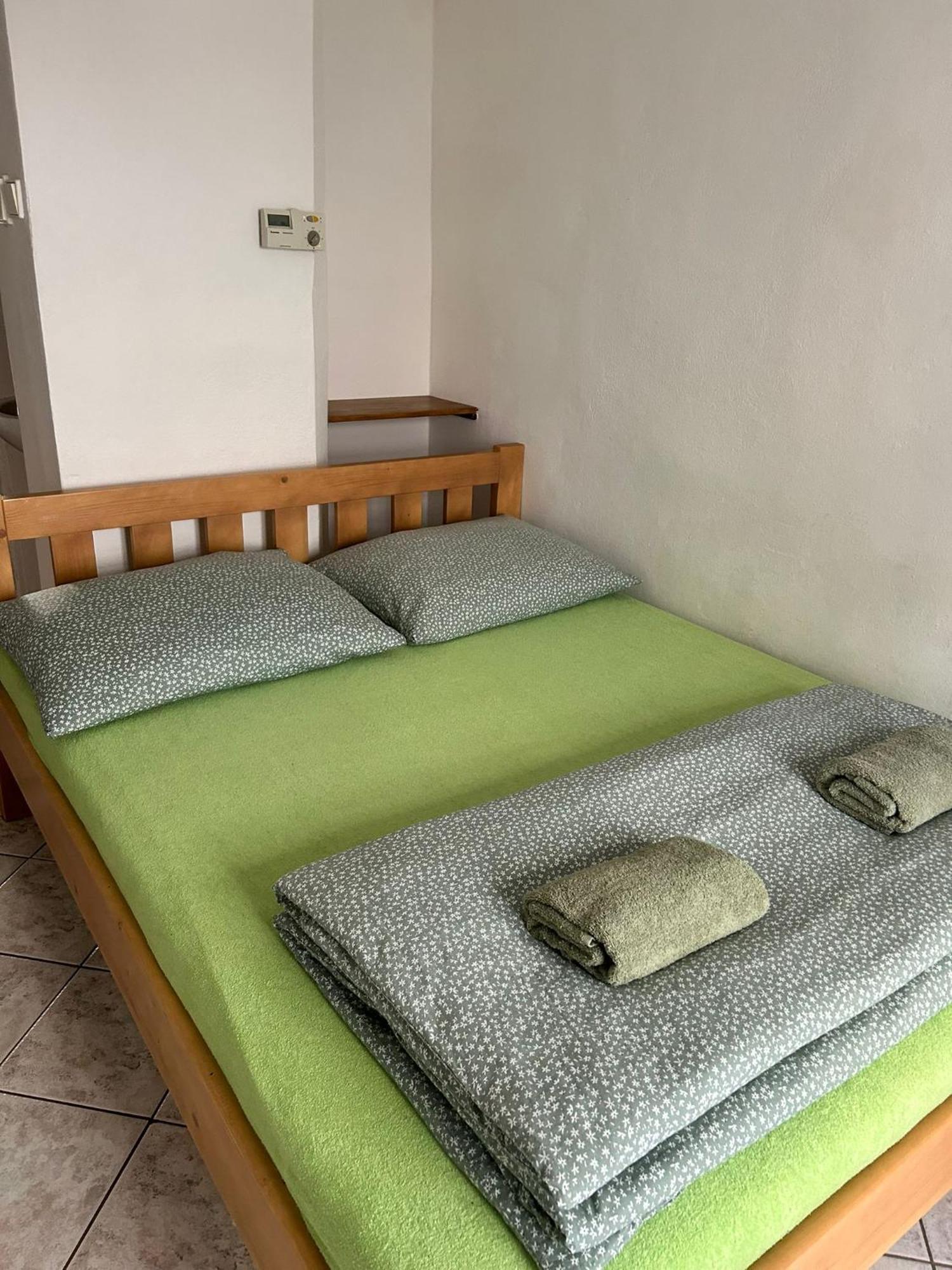 Appartement Zmrzlinovy Domecek à Mikulov Extérieur photo